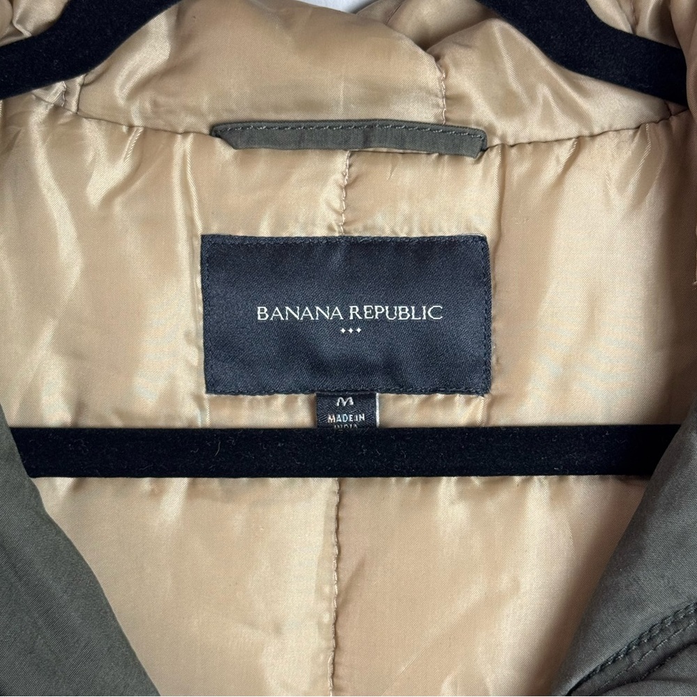 Banana Republic Men’s Parka Jacket Medium Olive Green Hooded Quilted Lined - Picture 3 of 8
